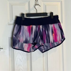Lululemon Run Speed Mirage Deep Indigo Black Naked Seam Shorts Size 6